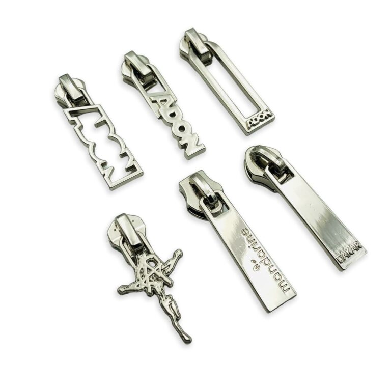 Custom Metal Zipper Pullers & Sliders, Zinc Alloy Engraved Logo Zipper Tabs, Wholesale Decorative Zipper Pulls for Handbags and Clothing